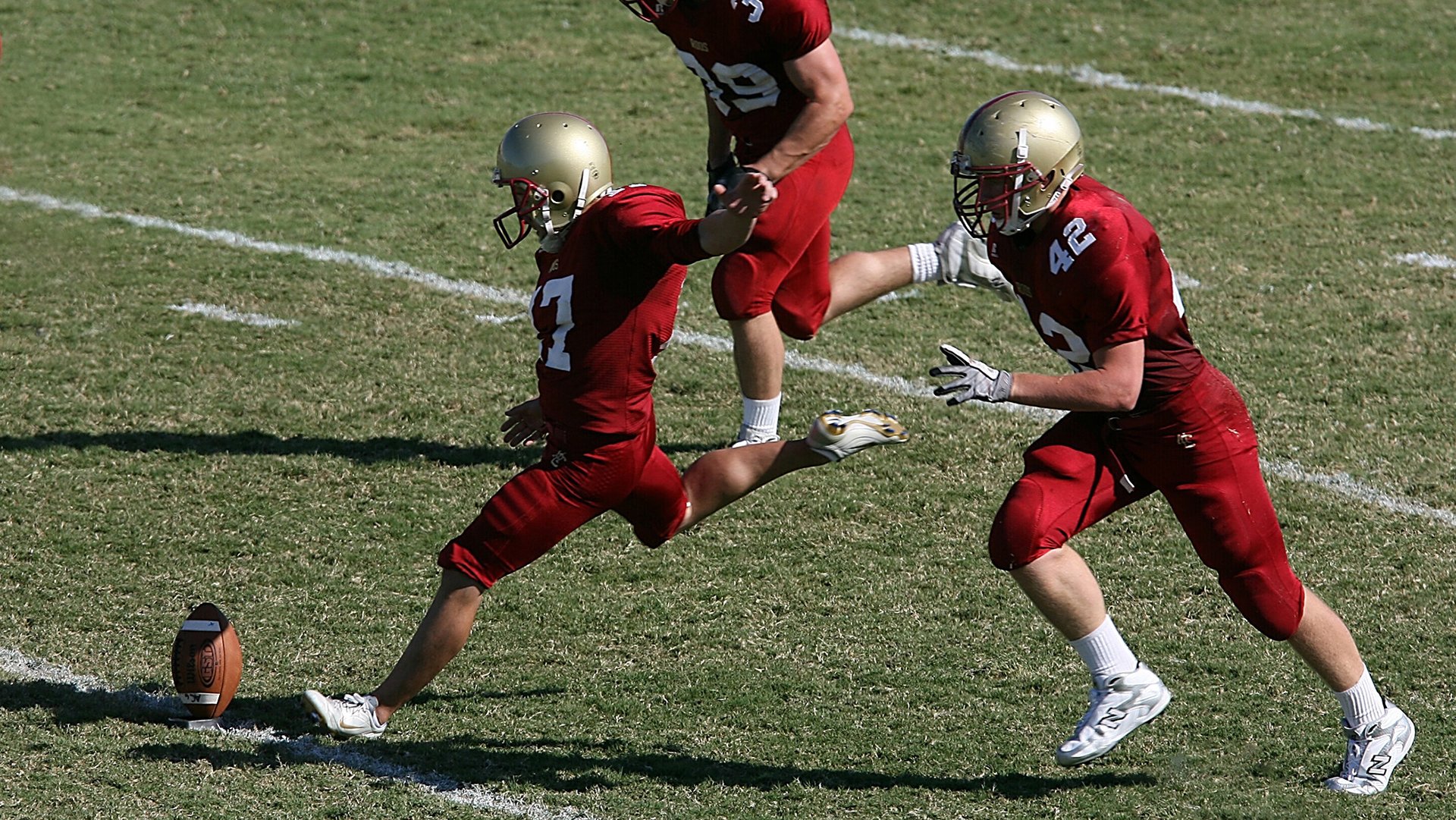 硬仗之王的双重舞台，当NBA季后赛之夜遇见姆巴佩